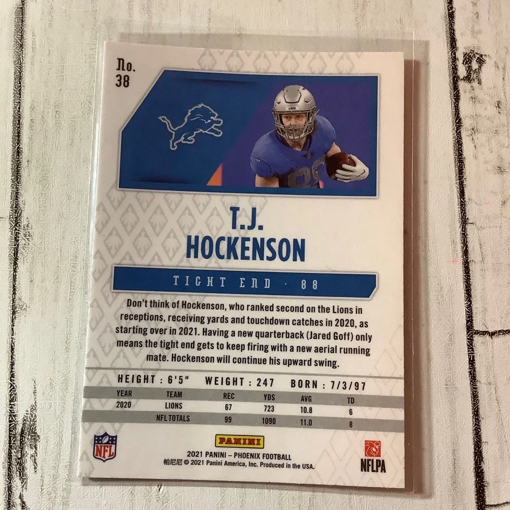 2021 Panini Phoenix Football T.J. Hockenson Fire Burst Card #38 SP Detroit Lions